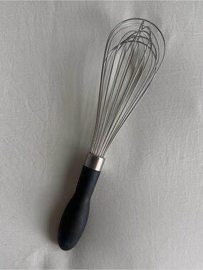 OXO Good Grips 11-Inch Balloon Whisk